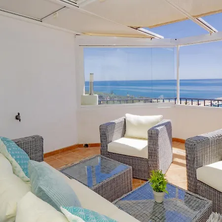Appartement Cubo's Penthouse Cabopino Port & Parking Marbellac