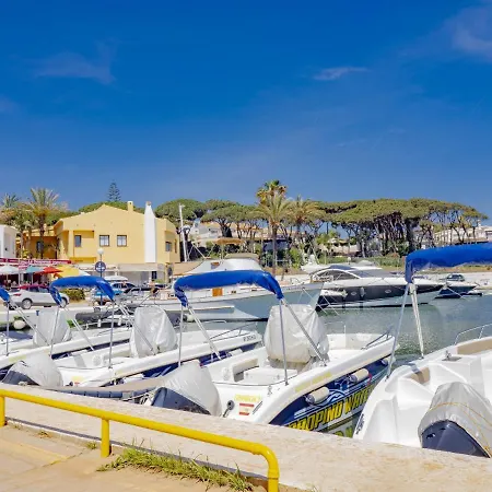 Appartement Cubo's Penthouse Cabopino Port & Parking *