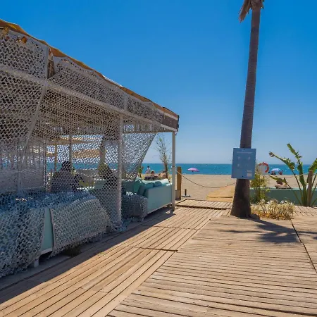 Appartement Cubo's Penthouse Cabopino Port & Parking