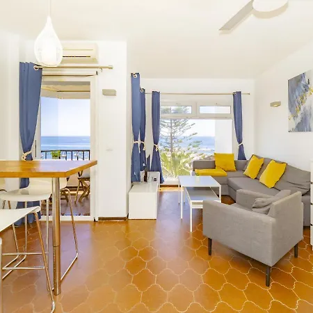 Appartement Cubo's Penthouse Cabopino Port & Parking