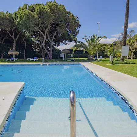 Appartement Cubo's Penthouse Cabopino Port & Parking
