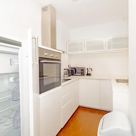 Cubo's Penthouse Cabopino Port & Parking 公寓 马尔韦利亚